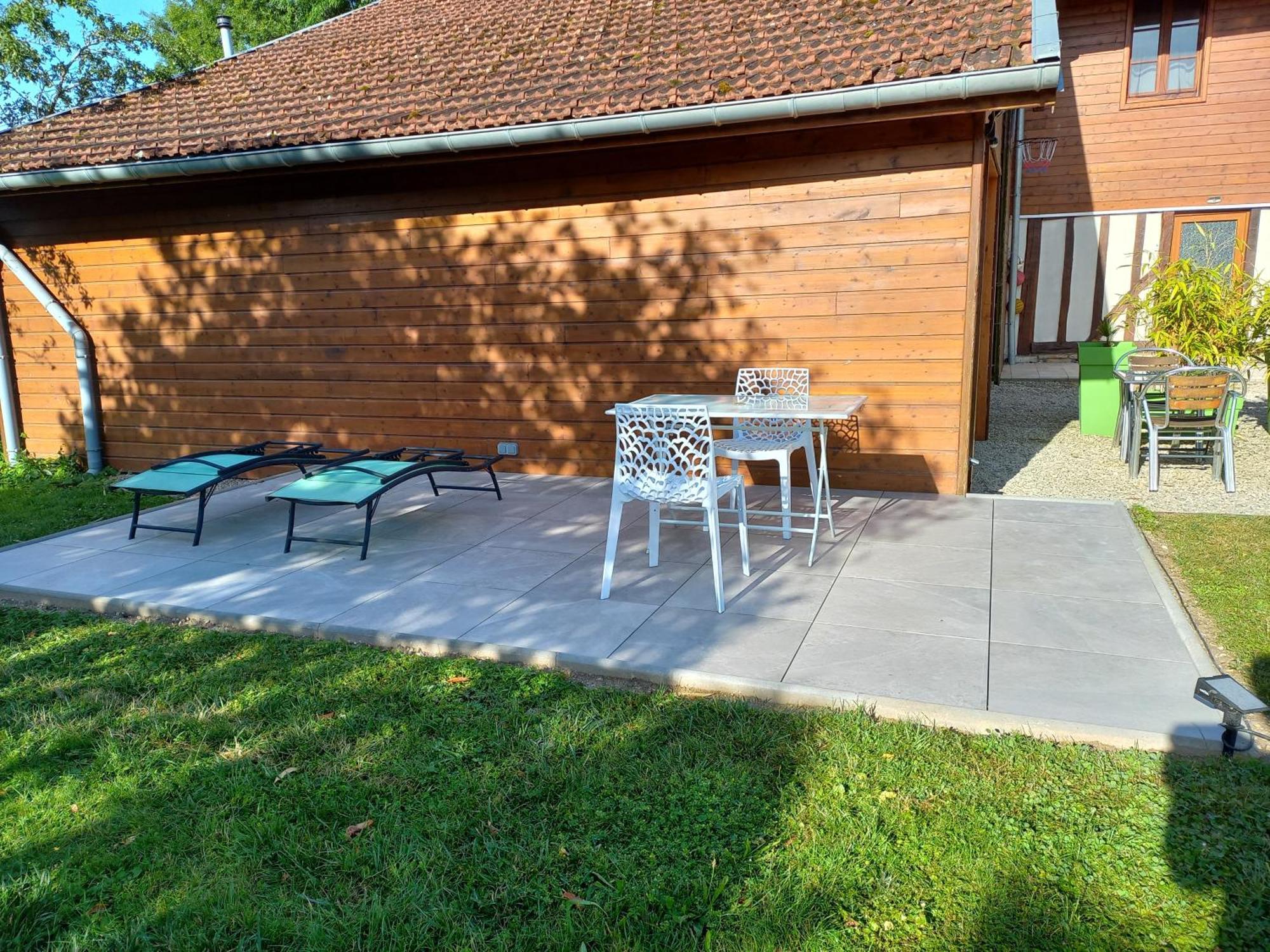 "Le Studio" Parking Prive Restauration Netflix Proche Des Grands Lacs Montmorency-Beaufort Exterior photo